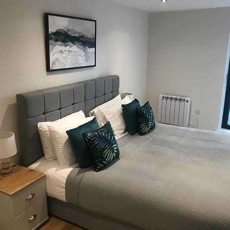 Heart Of Henley 1 & 2 Bedroom Apartments Екстериор снимка