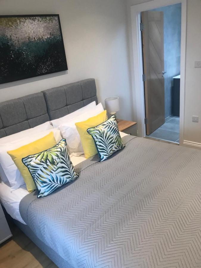 Heart Of Henley 1 & 2 Bedroom Apartments Екстериор снимка