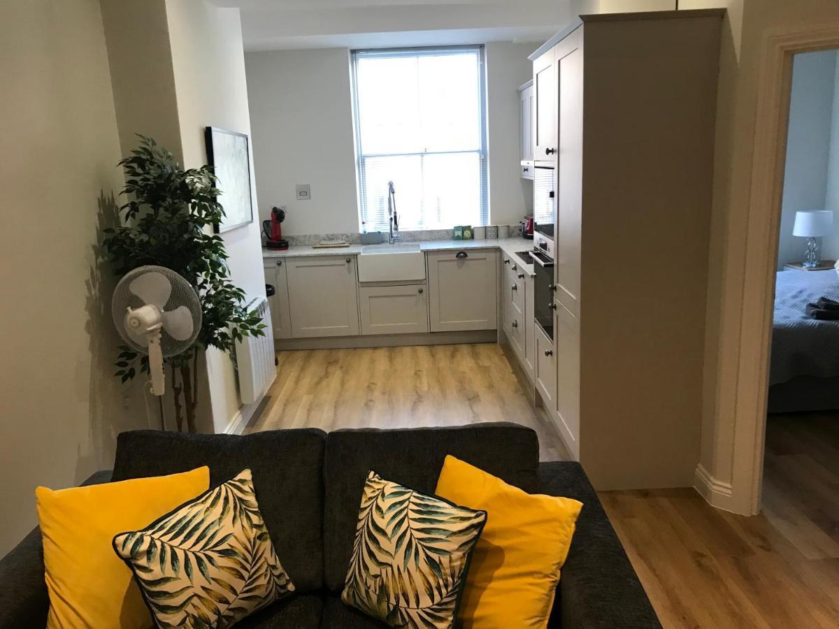 Heart Of Henley 1 & 2 Bedroom Apartments Екстериор снимка