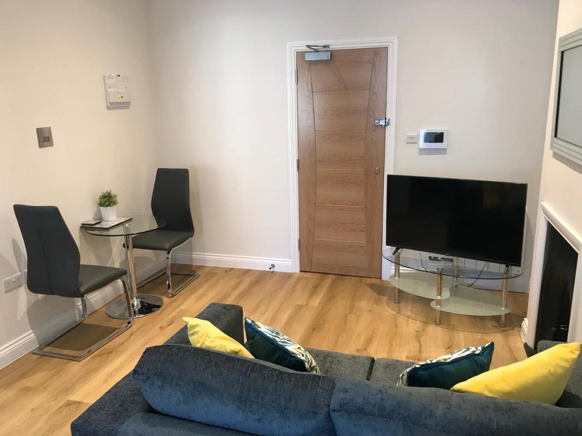 Heart Of Henley 1 & 2 Bedroom Apartments Екстериор снимка
