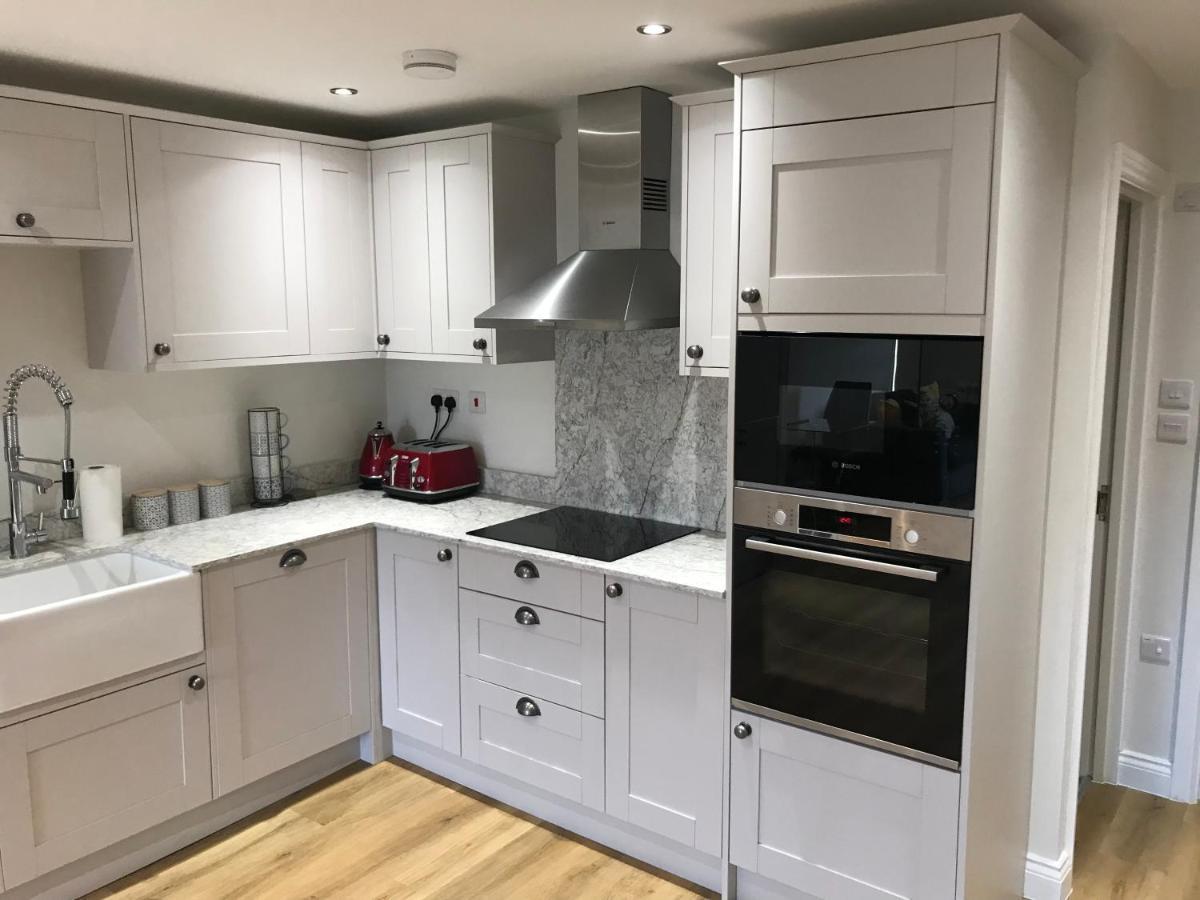 Heart Of Henley 1 & 2 Bedroom Apartments Екстериор снимка