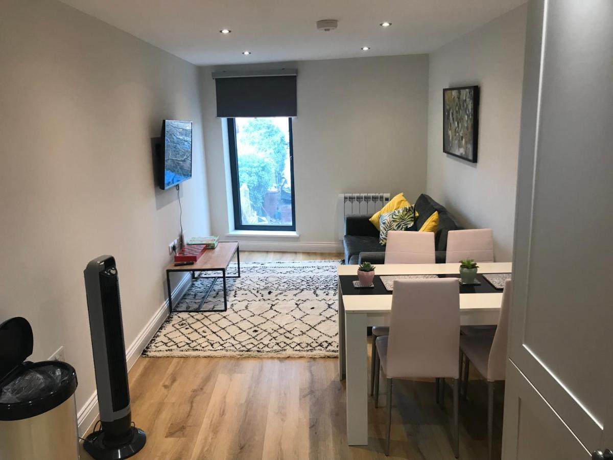 Heart Of Henley 1 & 2 Bedroom Apartments Екстериор снимка