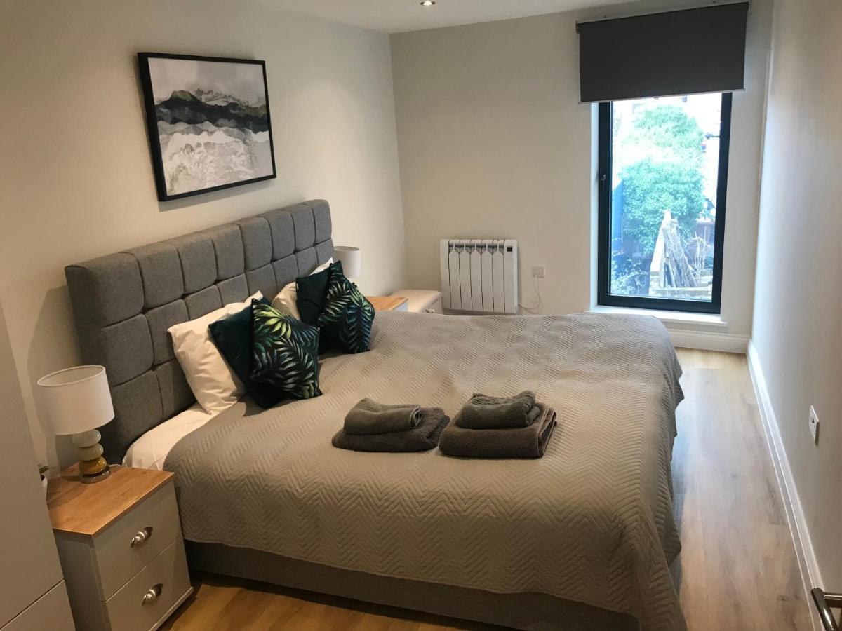 Heart Of Henley 1 & 2 Bedroom Apartments Екстериор снимка
